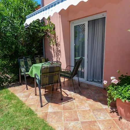 Guest house Secret Garden 3*
